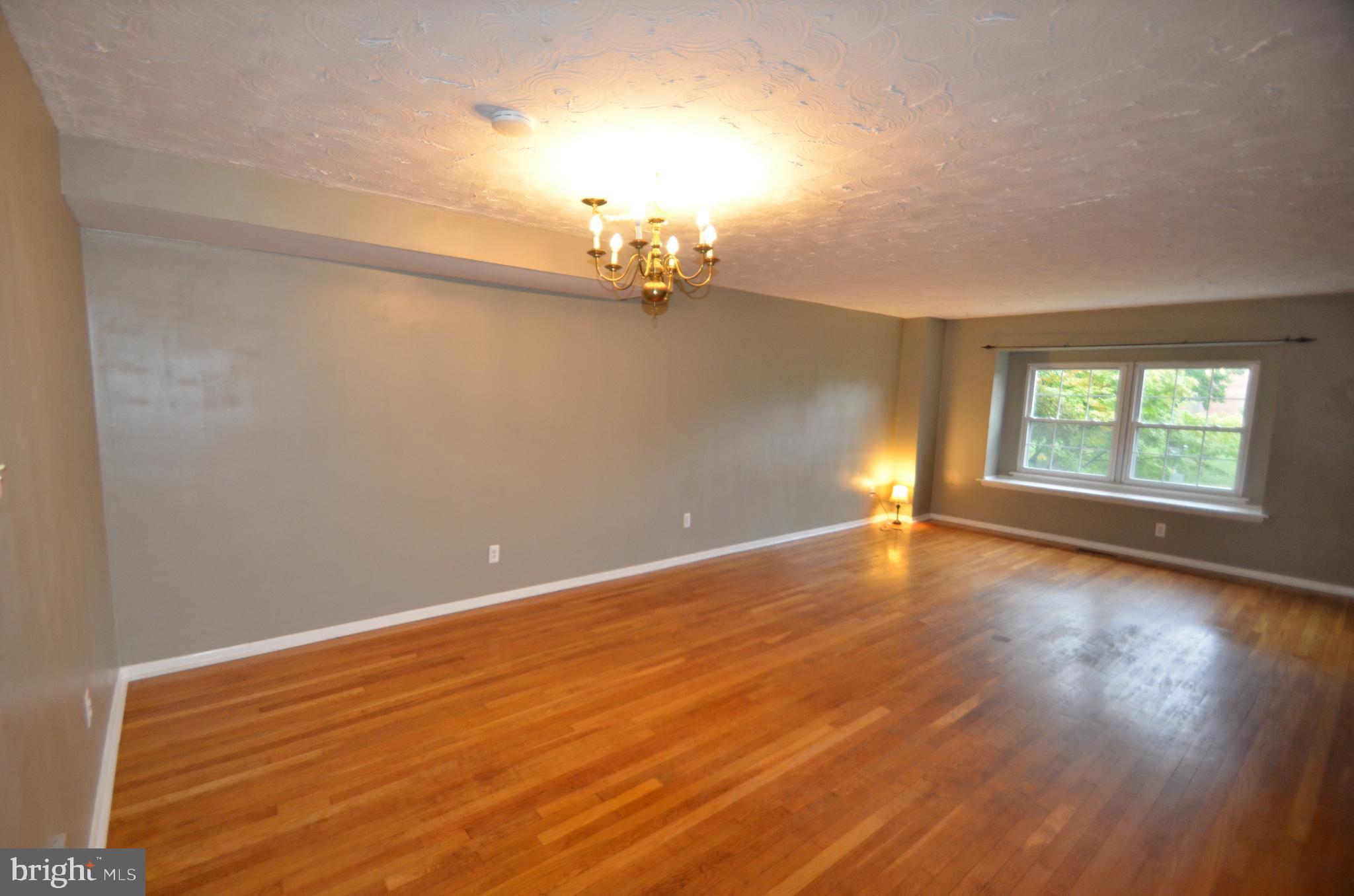 917 Elm Road Baltimore, MD 21227 - Photo 15 of 38