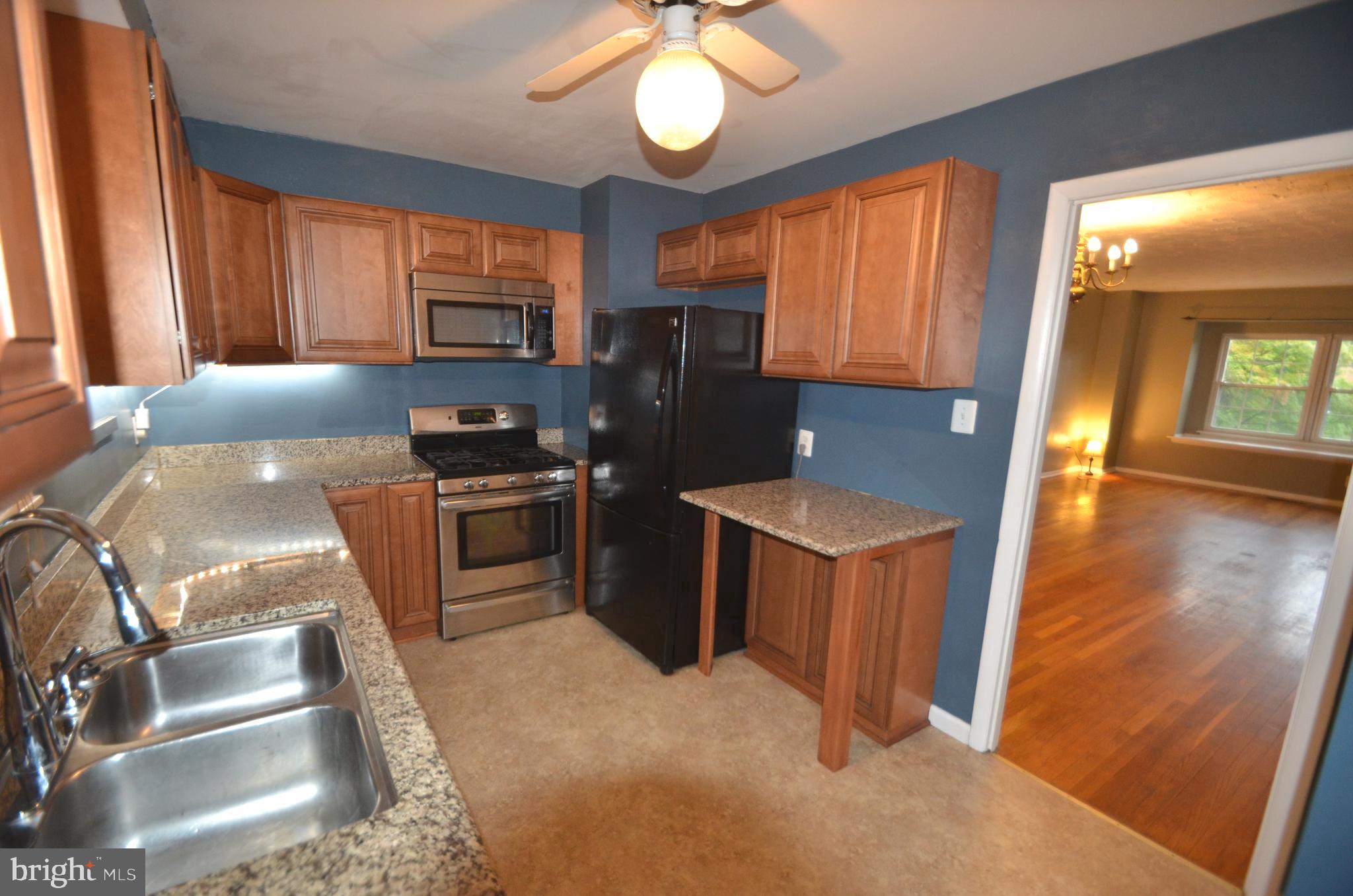 917 Elm Road Baltimore, MD 21227 - Photo 19 of 38