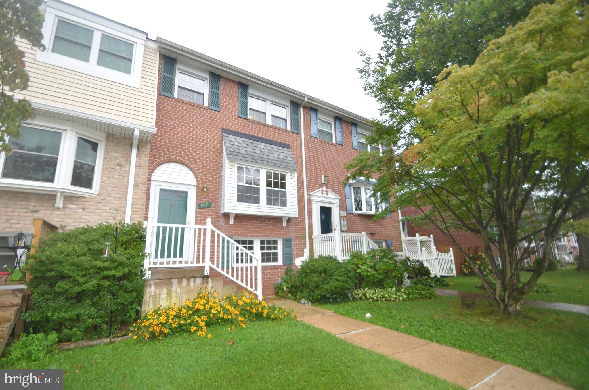 917 Elm Road Baltimore, MD 21227 - Photo 2 of 38