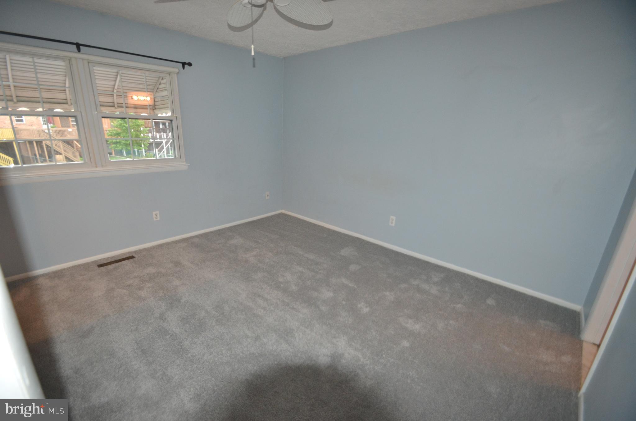 917 Elm Road Baltimore, MD 21227 - Photo 28 of 38