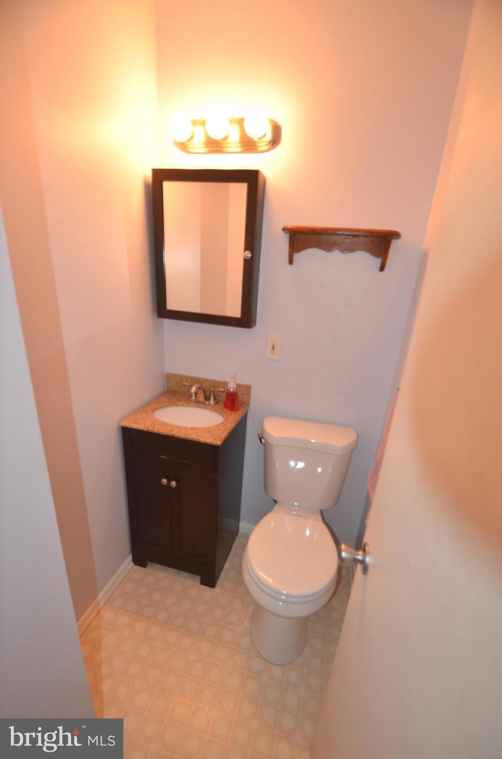 917 Elm Road Baltimore, MD 21227 - Photo 29 of 38