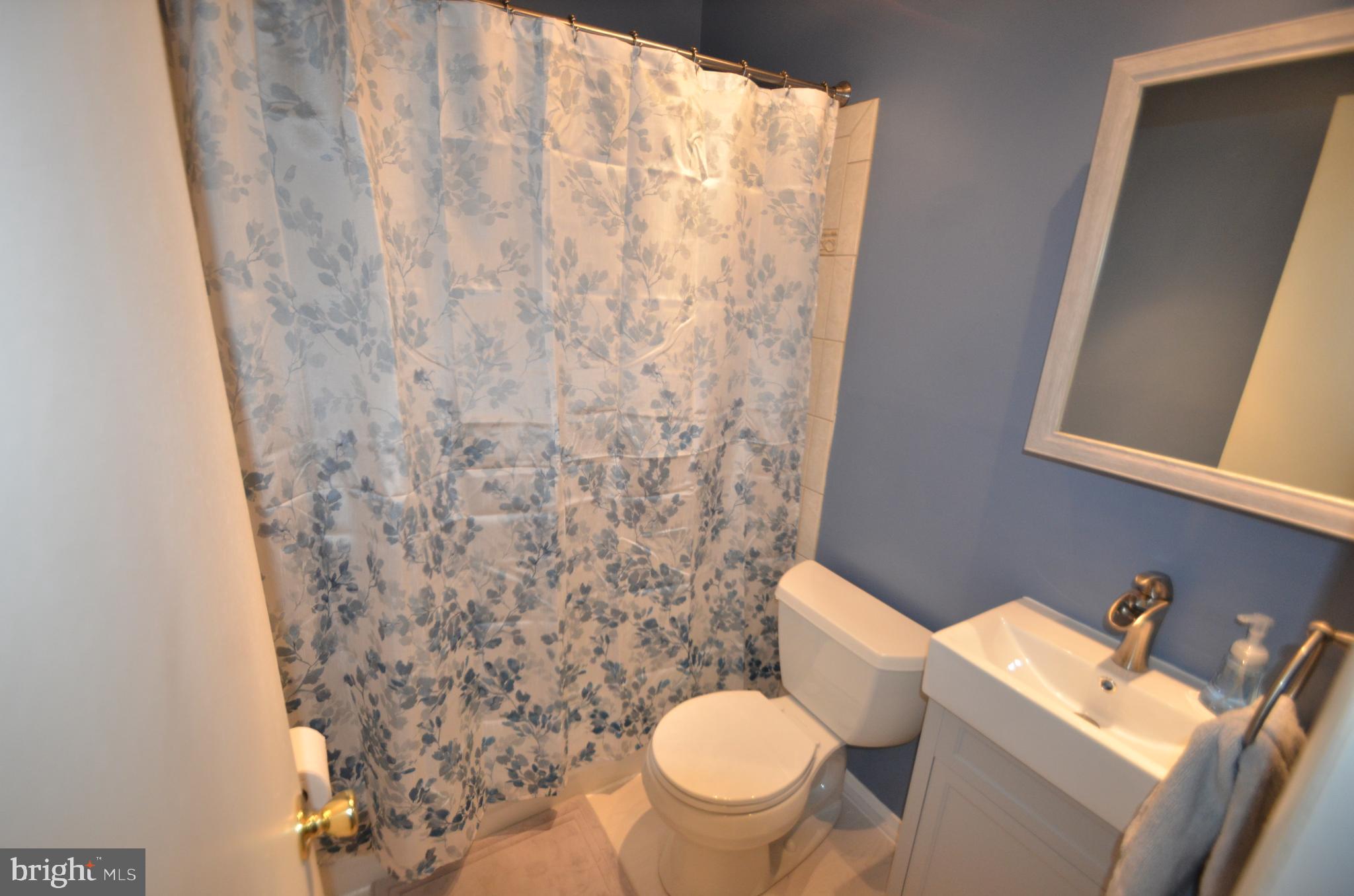 917 Elm Road Baltimore, MD 21227 - Photo 32 of 38