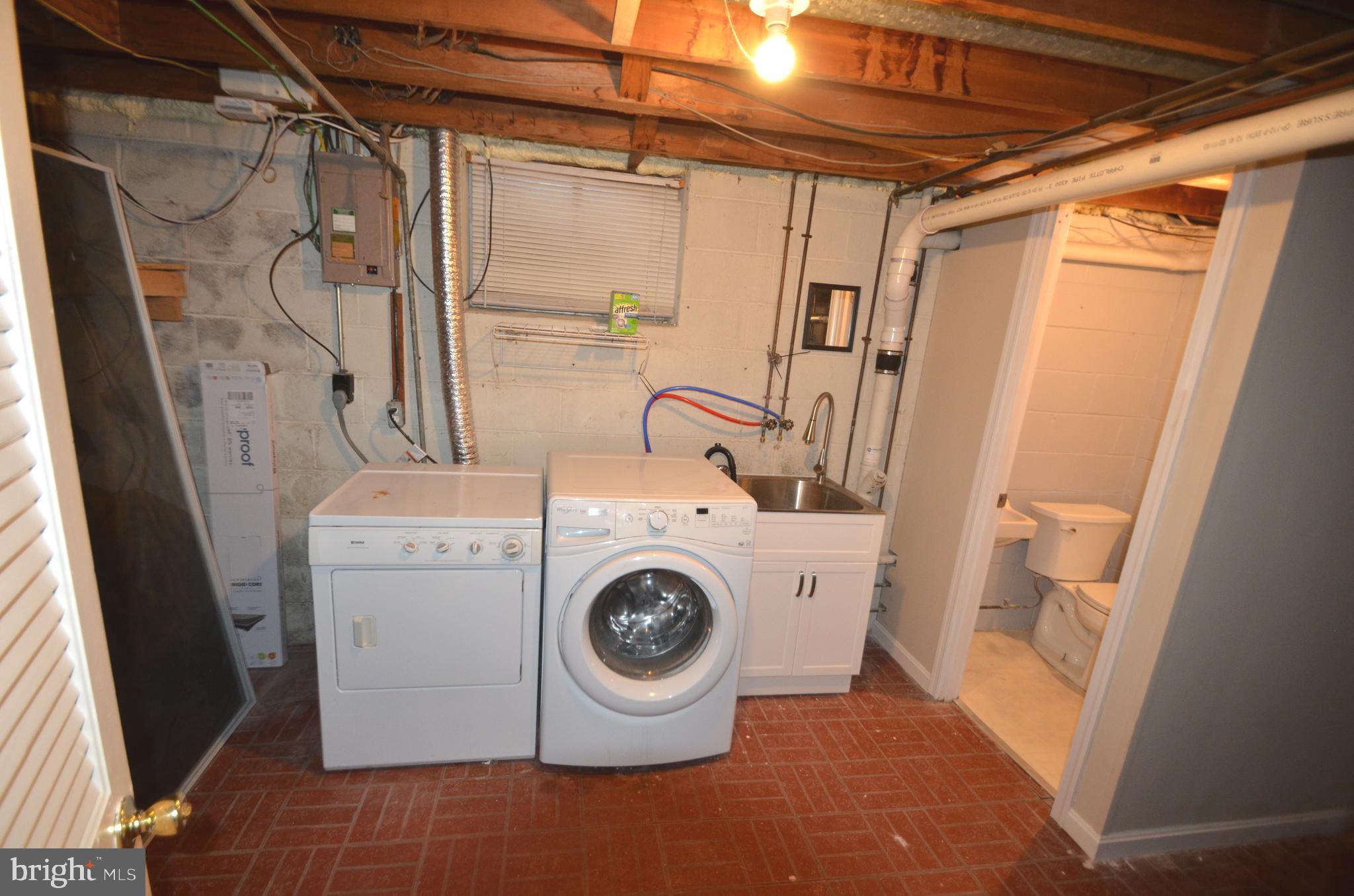 917 Elm Road Baltimore, MD 21227 - Photo 37 of 38