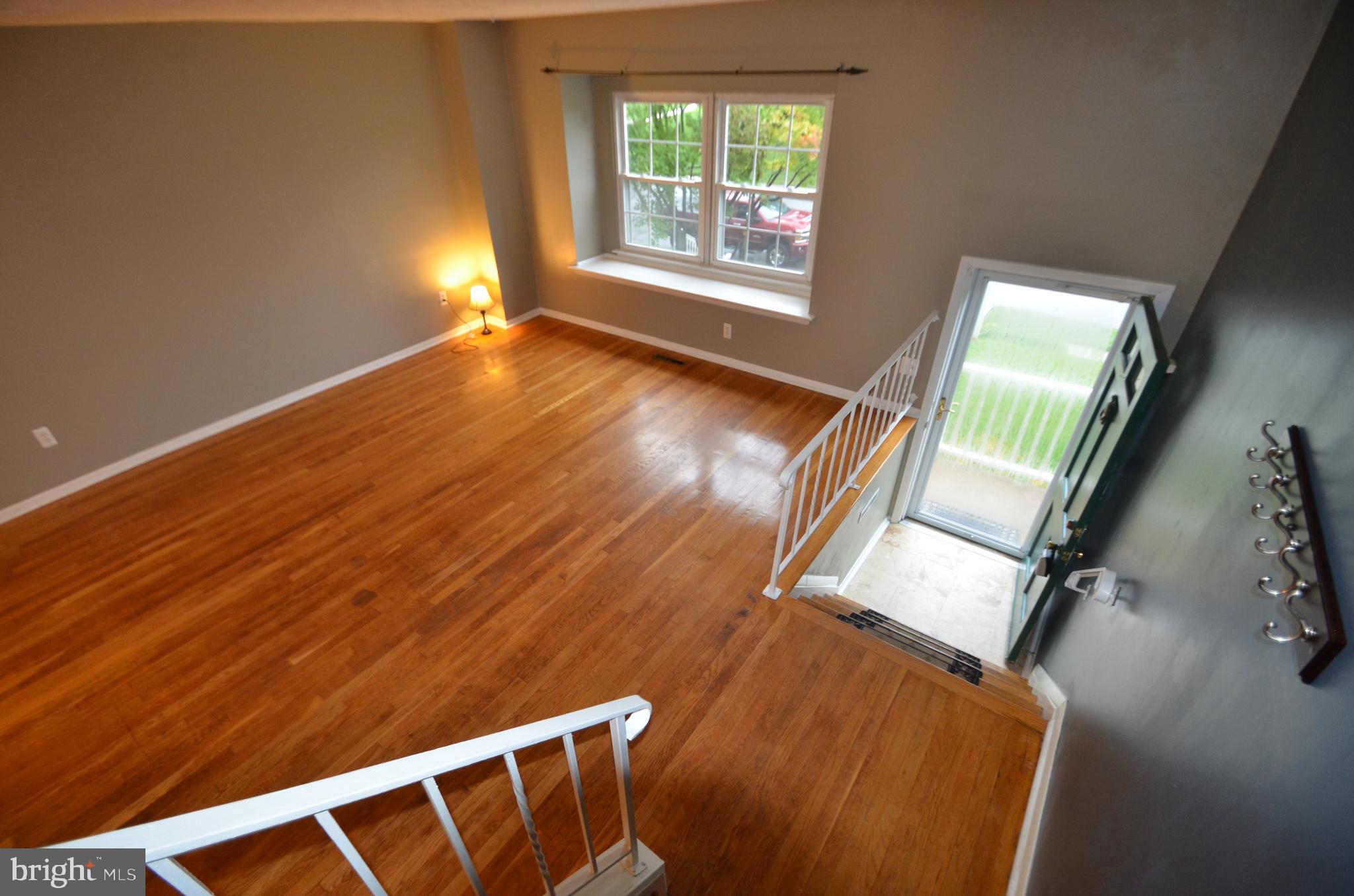 917 Elm Road Baltimore, MD 21227 - Photo 9 of 38