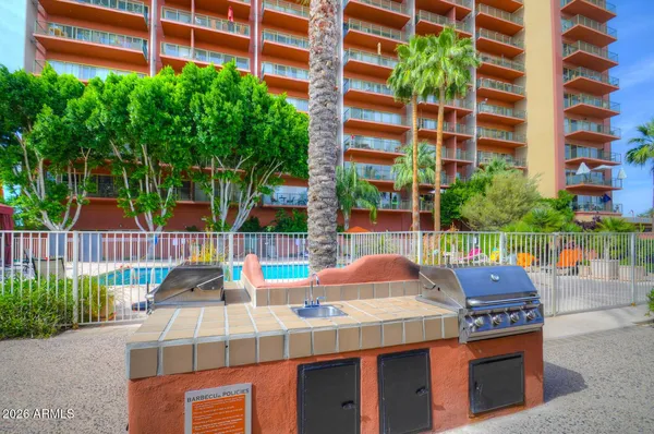 $119,000 | 4750 North Central Avenue, Unit H4, Phoenix, AZ 85012