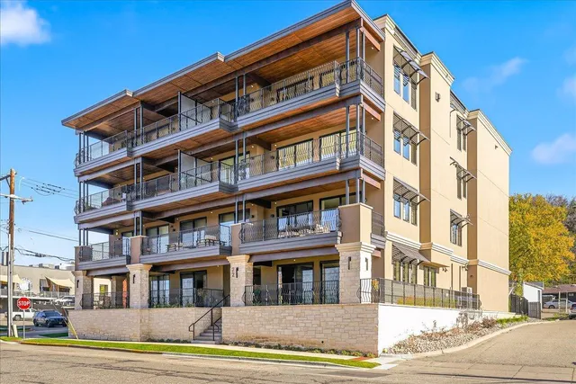 $1,750,000 | 22 1st Street, Unit 301, Hudson, WI 54016