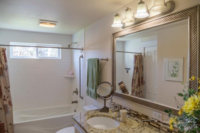 62236 Deer Trail Road Bend, OR 97701 - Photo 12 of 23 Additional Photo