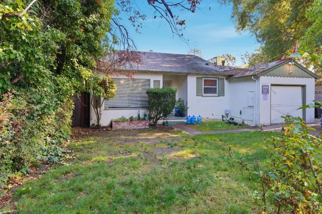 $1,095,000 | 1908 Cooley Avenue, East Palo Alto, CA 94303