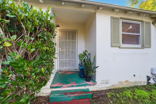 $1,095,000 | 1908 Cooley Avenue, East Palo Alto, CA 94303