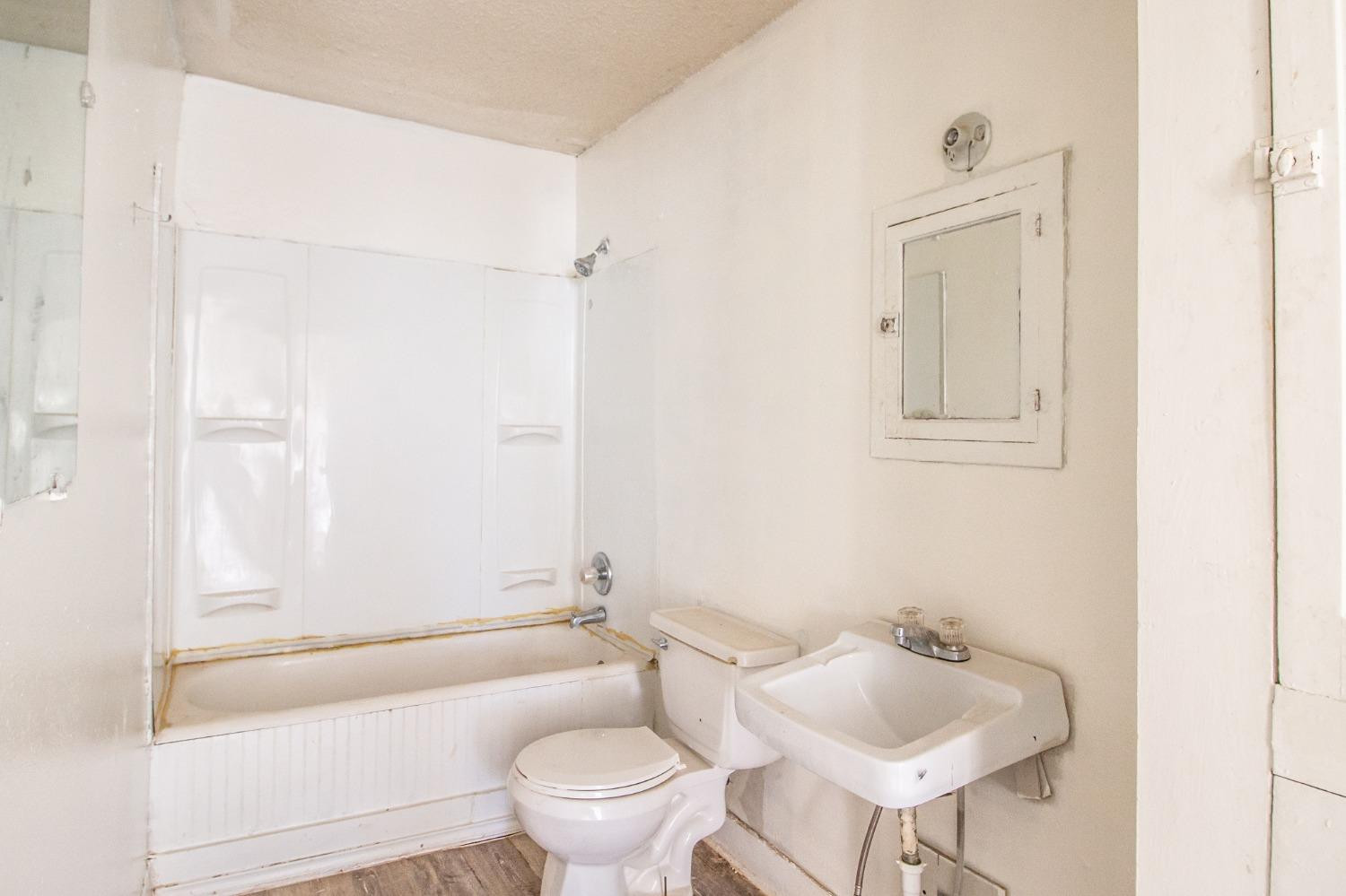 2212 Avenue U Lubbock, TX 79411 - Photo 9 of 13 Photo 9