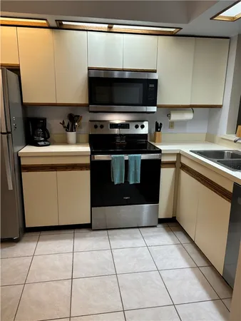 $2,500 | 874 Wimbledon Drive, St. Simons Island, GA 31522