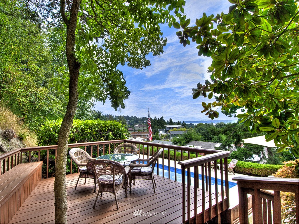 8488 Tillicum Road Southwest Seattle, WA 98136 - Photo 14 of 15