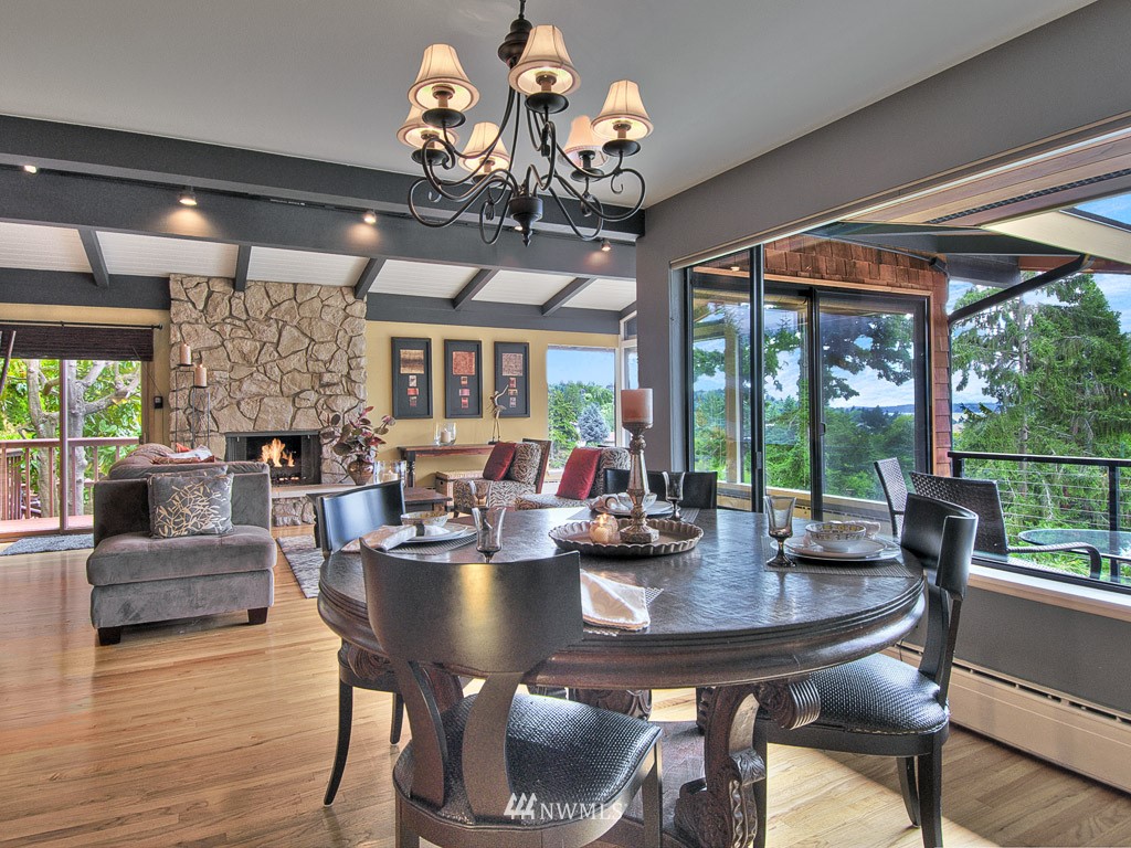 8488 Tillicum Road Southwest Seattle, WA 98136 - Photo 3 of 15