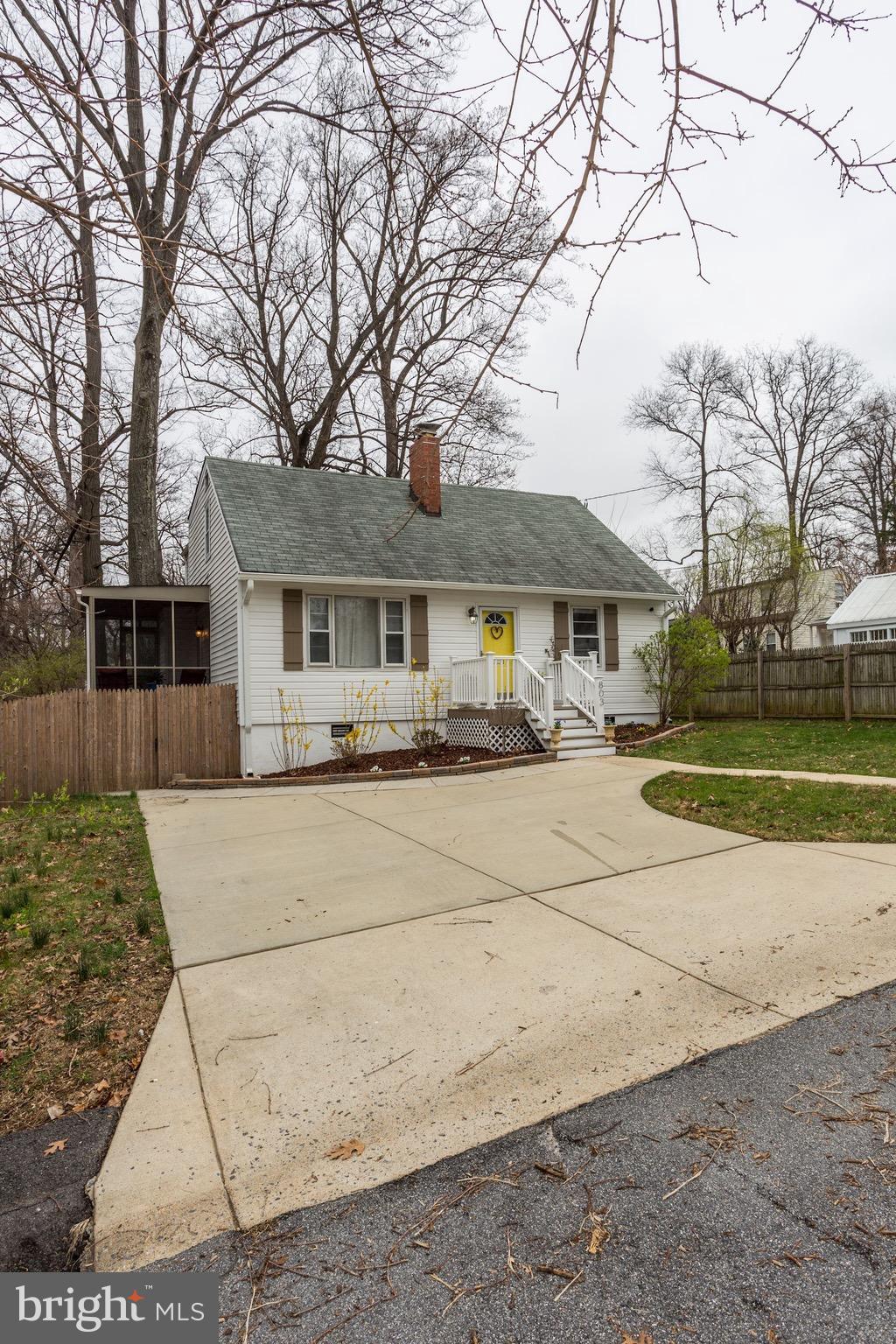 803 Roxboro Road Rockville, MD 20850 - Photo 3 of 30 Exterior (Front)