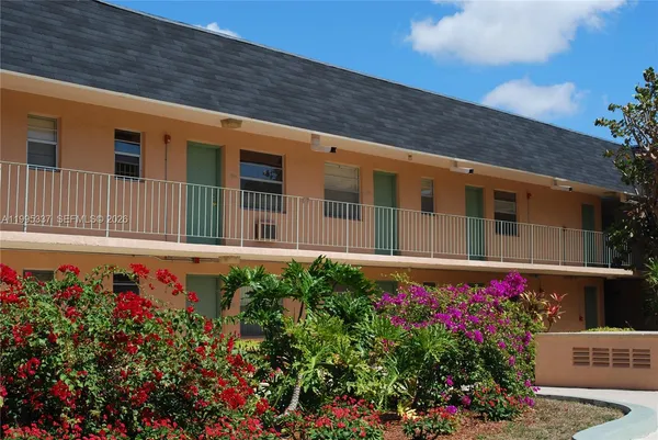 $1,550 | 437 Northwest 57th Avenue, Unit 19S, Miami, FL 33126