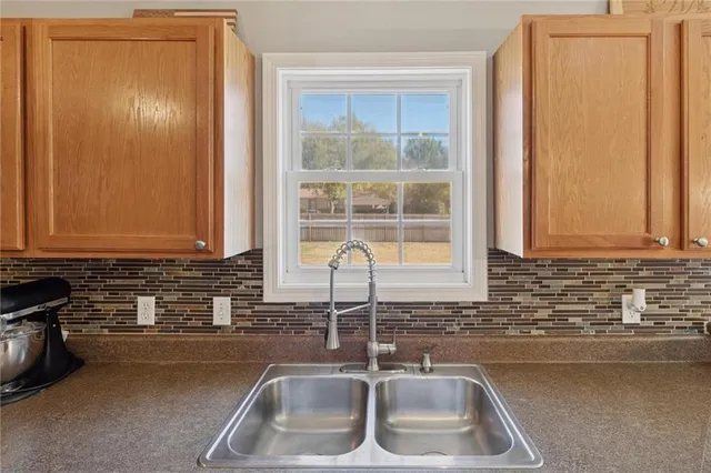 $259,900 | 1900 Eisenhower Court, Independence, KS 67301