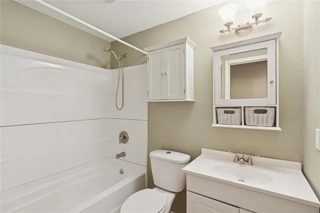 $259,900 | 1900 Eisenhower Court, Independence, KS 67301