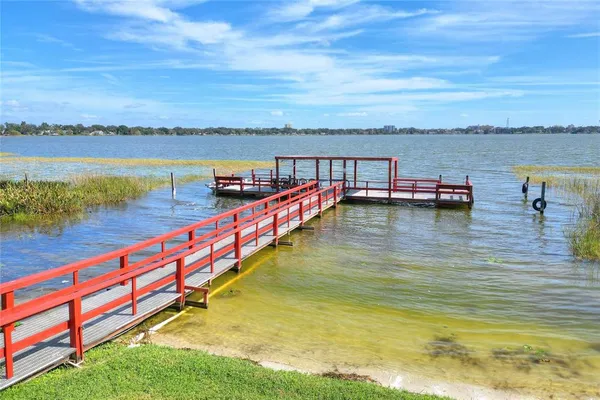 $112,000 | 333 North Lake Howard Drive, Unit 113D, Winter Haven, FL 33880