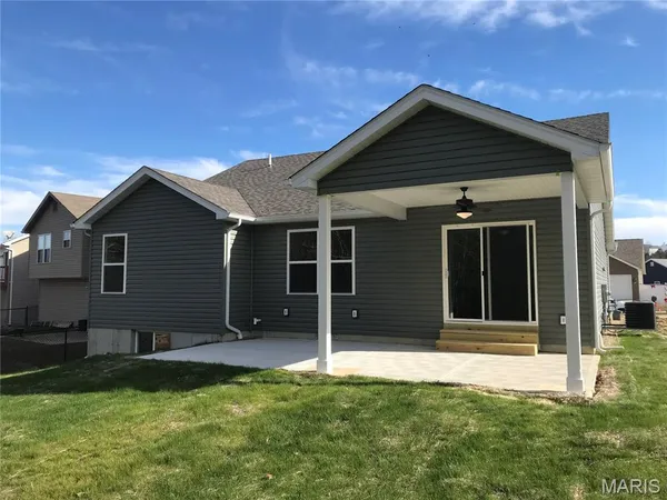 $329,900 | 1652 Flagstaff Drive, Festus, MO 63028