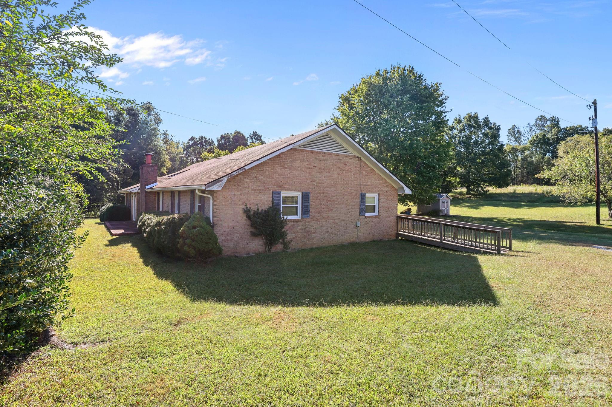 945 Alvin Hough Road Midland, NC 28107 - Photo 24 of 27