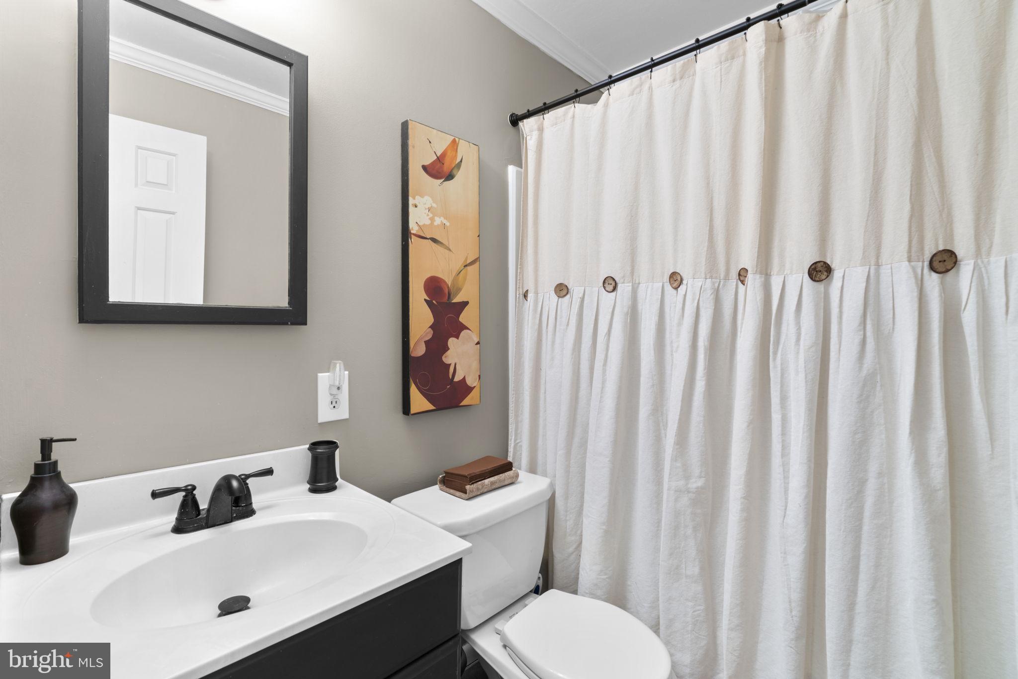 804 Olive Drive Silver Spring, MD 20905 - Photo 32 of 54