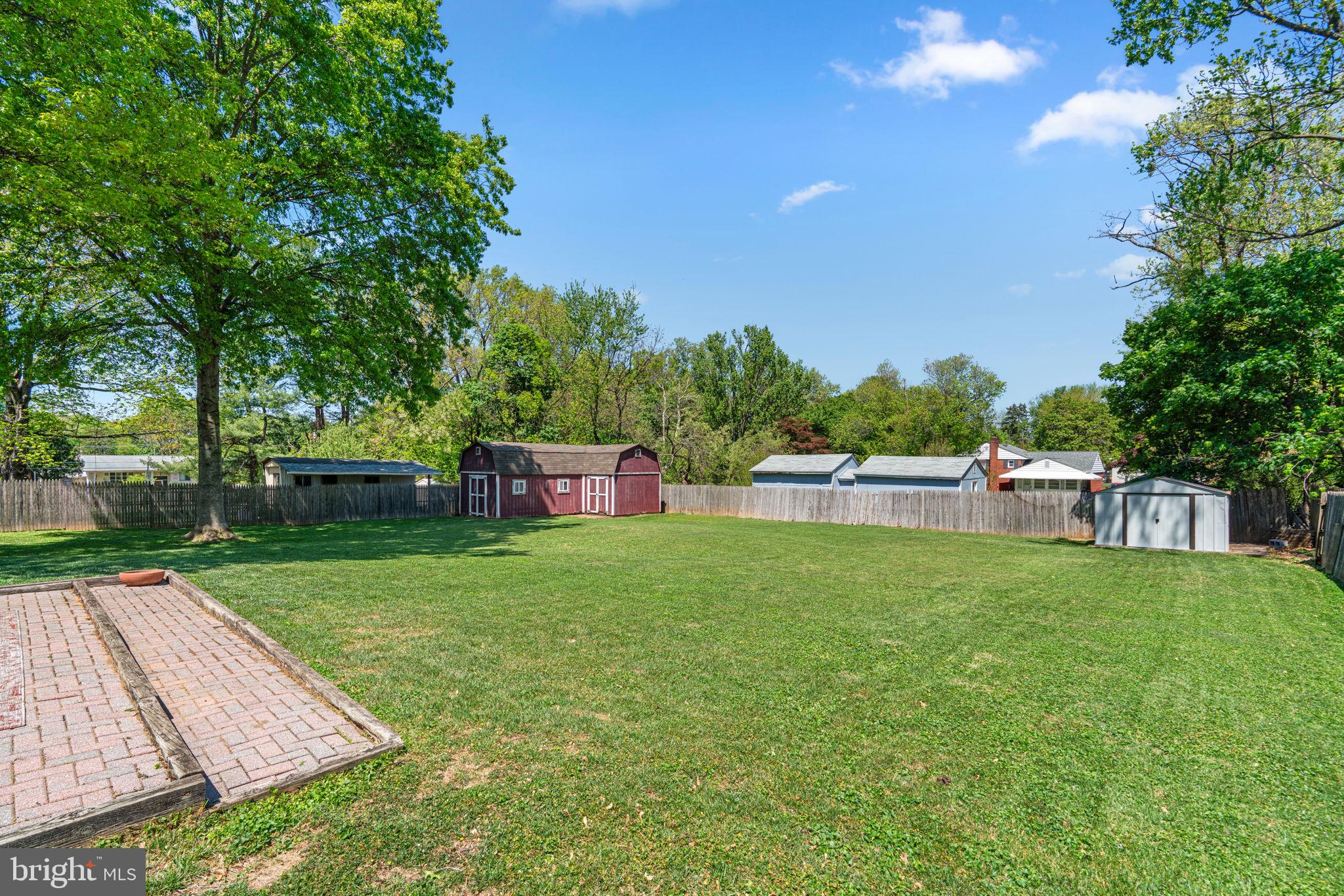 804 Olive Drive Silver Spring, MD 20905 - Photo 4 of 54