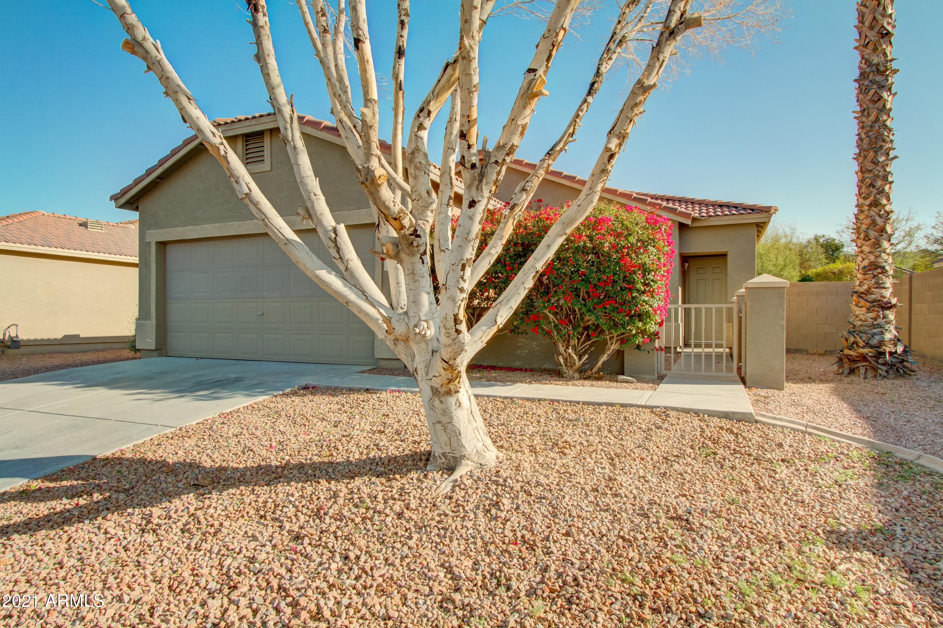 913 East Pedro Road Phoenix, AZ 85042 - Photo 1 of 15 001_Front