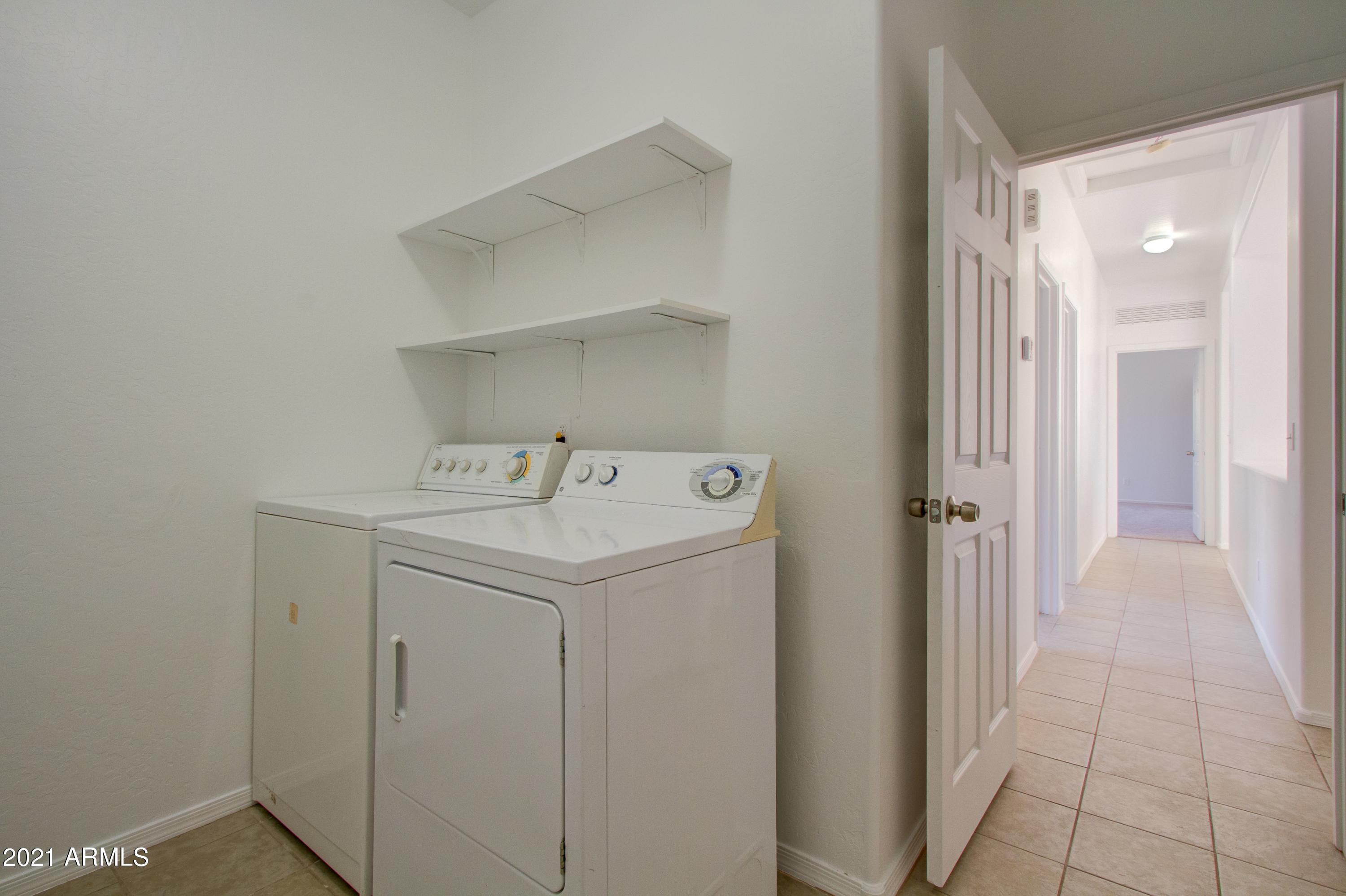913 East Pedro Road Phoenix, AZ 85042 - Photo 14 of 15 014_Utility Room