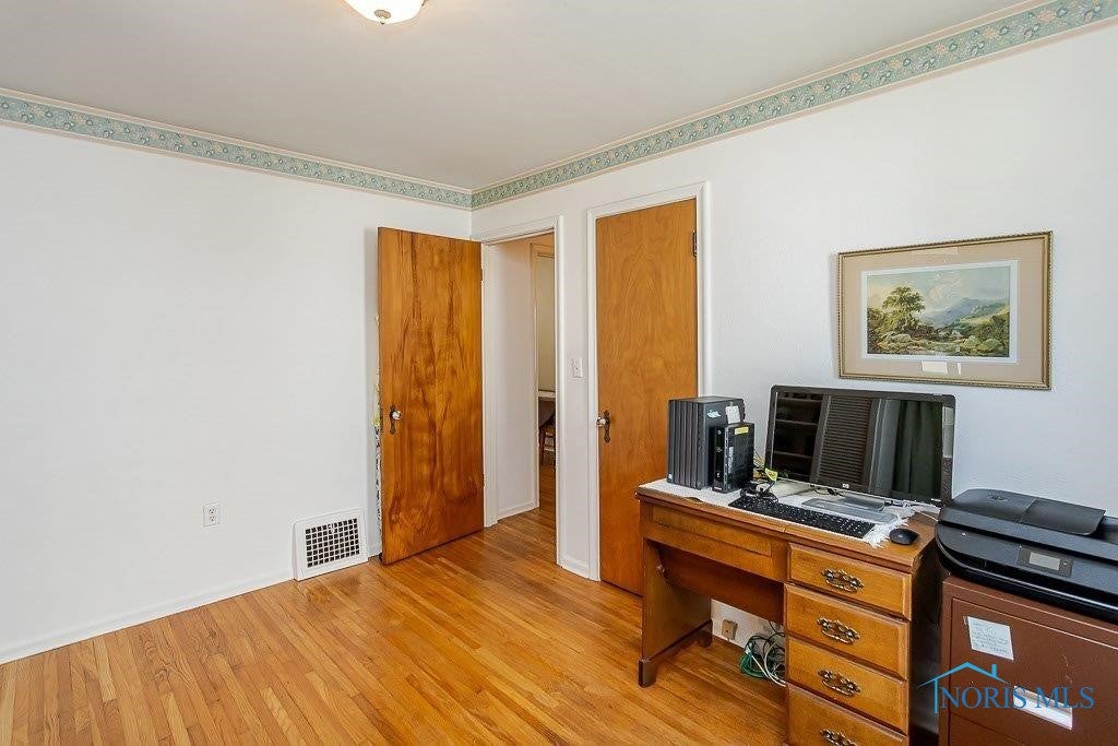 3715 Bellevue Road Toledo, OH 43613 - Photo 12 of 19 Gallery Image 12