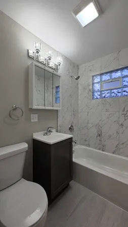 $159,900 | 17092 Jodave Avenue, Hazel Crest, IL 60429