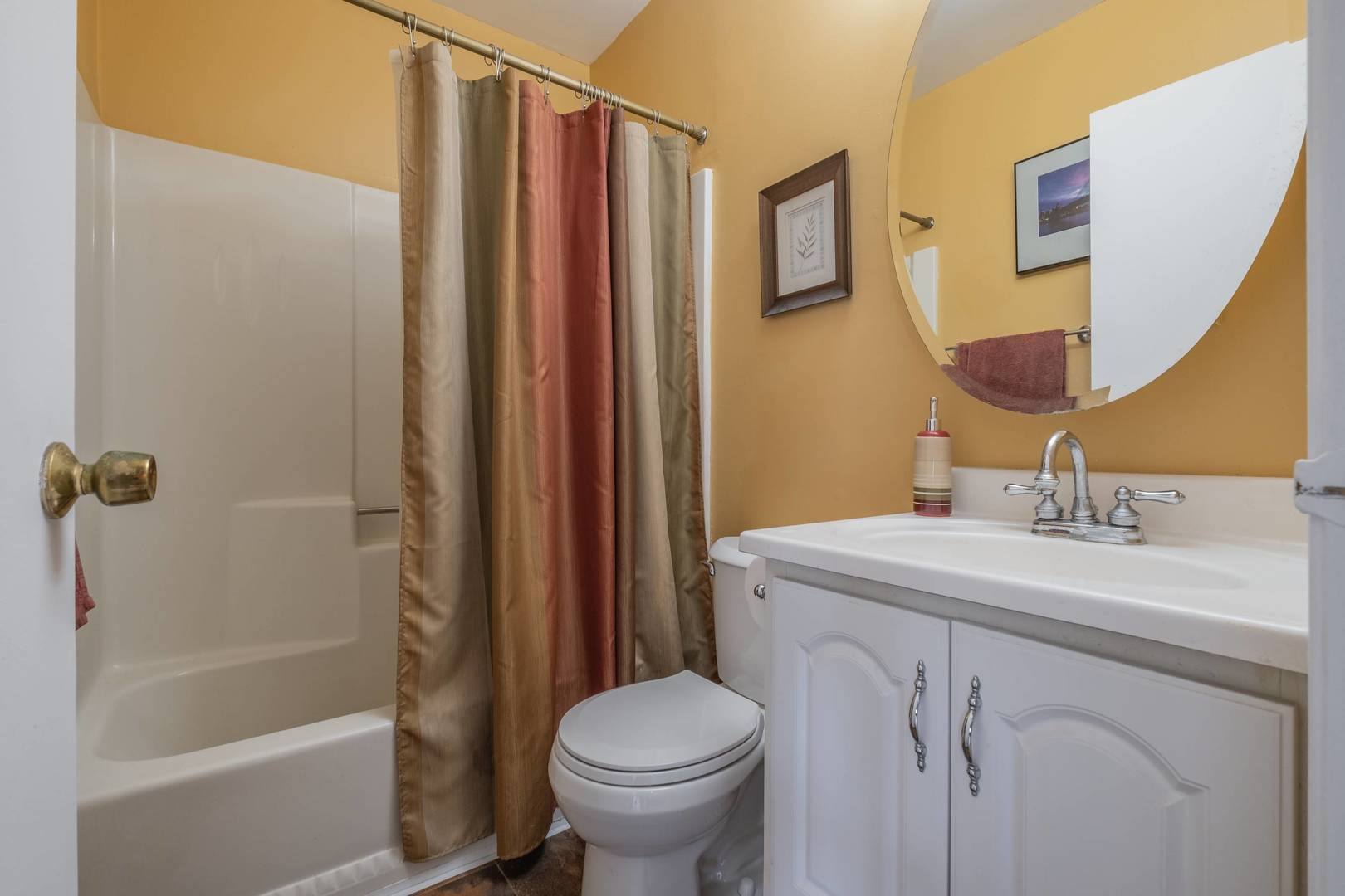 759 North Old Rand Road Lake Zurich, IL 60047 - Photo 23 of 34 a bathroom with a sink toilet and shower