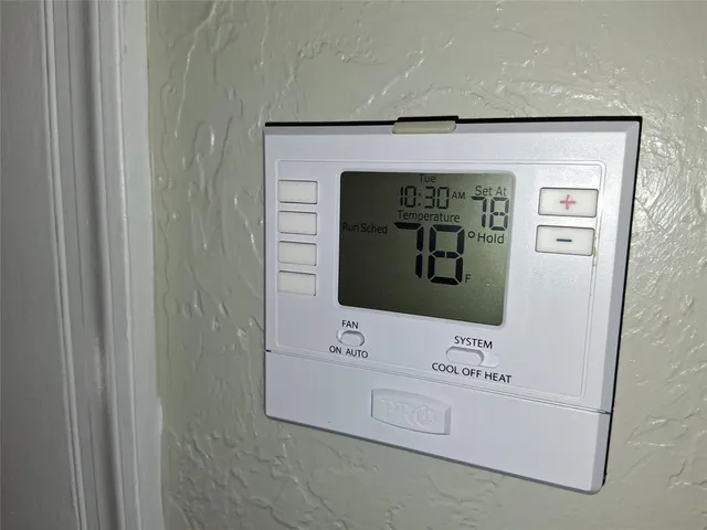 $164,900 | 5720 Northeast 22nd Way, Unit 406, Fort Lauderdale, FL 33308