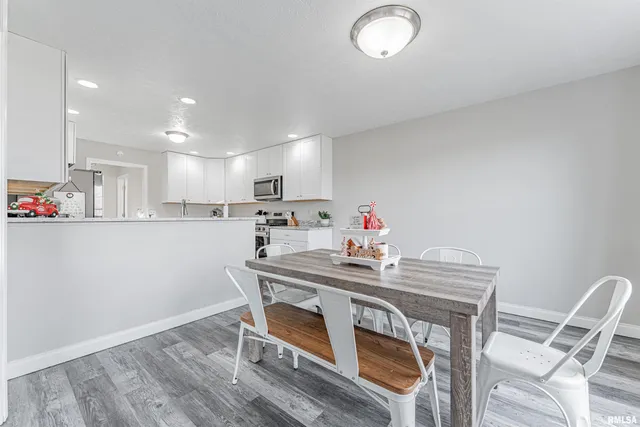 $315,000 | 1236 Blue Bill Way, Normal, IL 61761