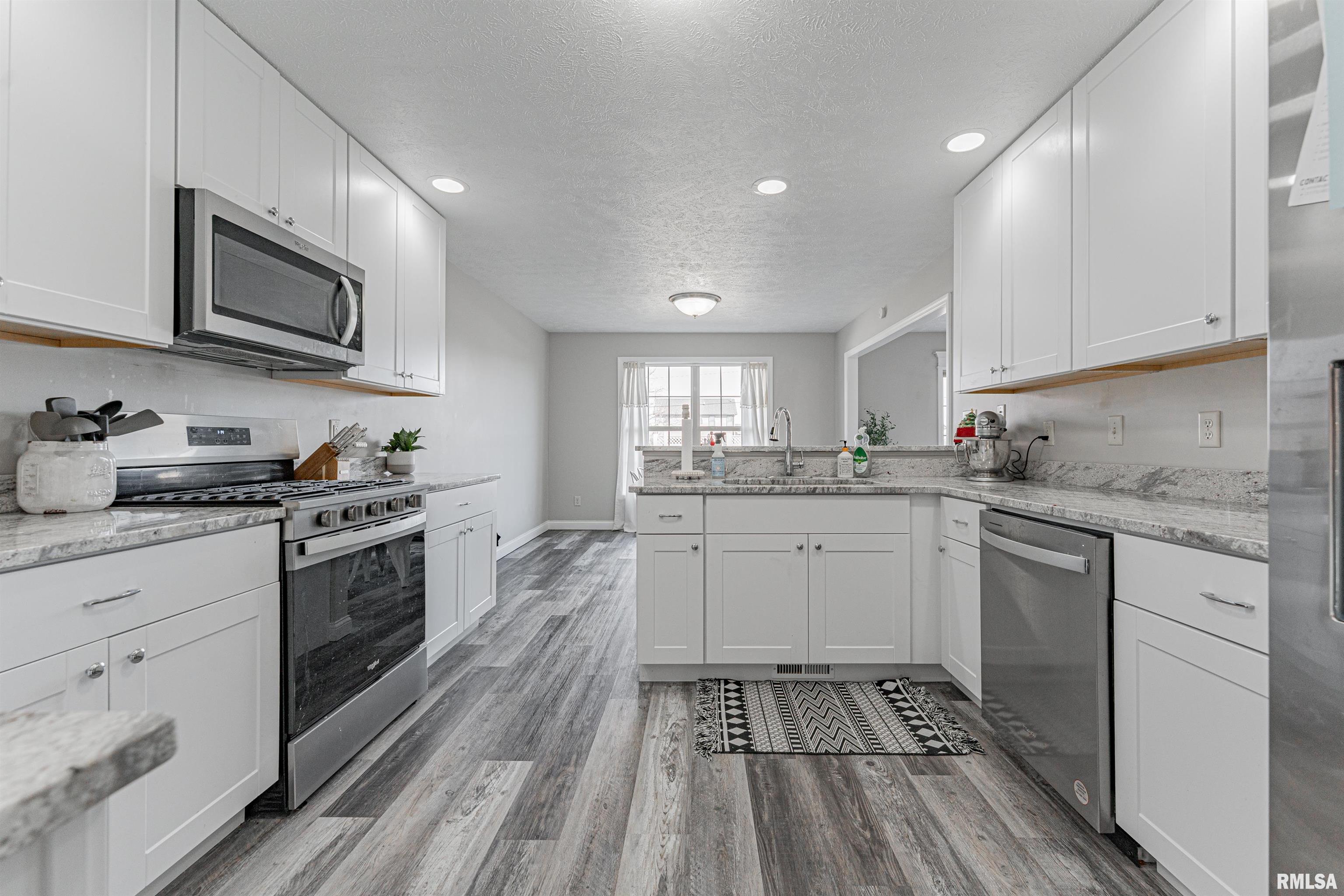 1236 Blue Bill Way Normal, IL 61761 - Photo 16 of 47