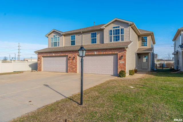 $315,000 | 1236 Blue Bill Way, Normal, IL 61761