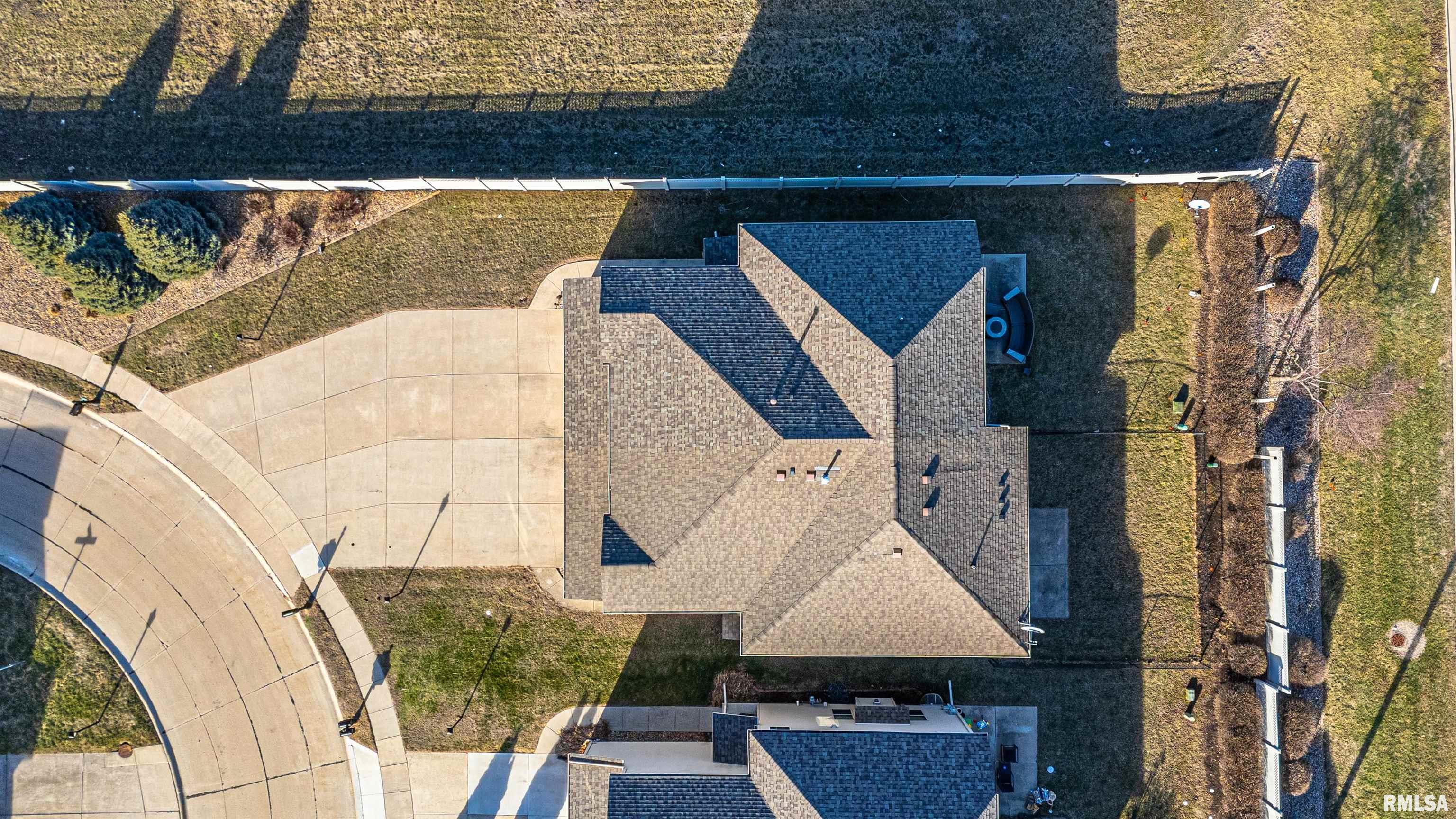 1236 Blue Bill Way Normal, IL 61761 - Photo 5 of 47