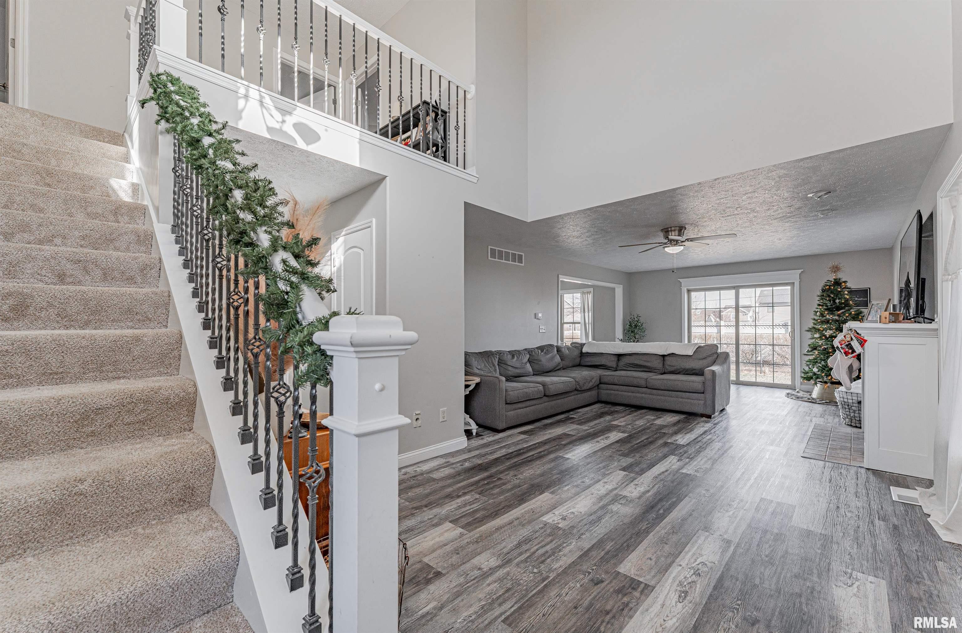 1236 Blue Bill Way Normal, IL 61761 - Photo 6 of 47