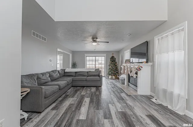 $315,000 | 1236 Blue Bill Way, Normal, IL 61761