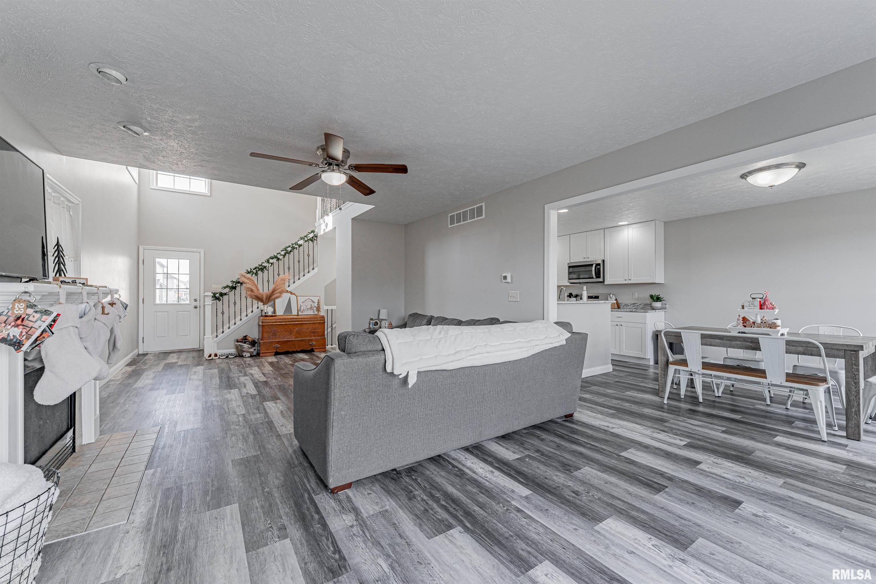 1236 Blue Bill Way Normal, IL 61761 - Photo 9 of 47