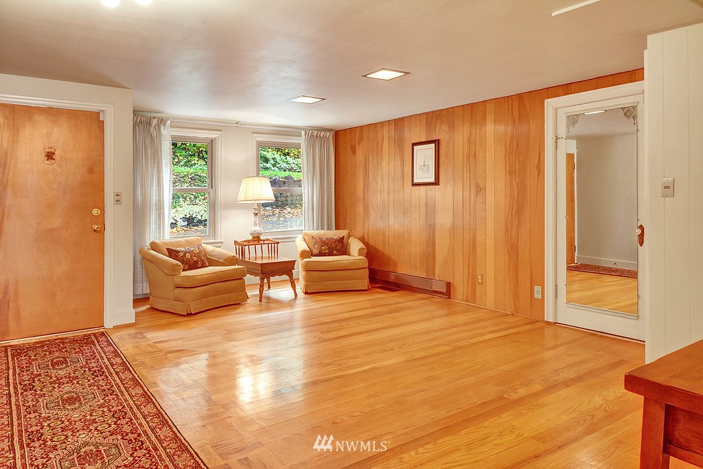 14026 Riviera Place Northeast Seattle, WA 98125 - Photo 2 of 19