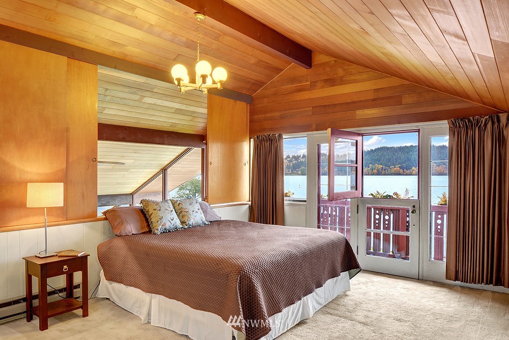 14026 Riviera Place Northeast Seattle, WA 98125 - Photo 11 of 19
