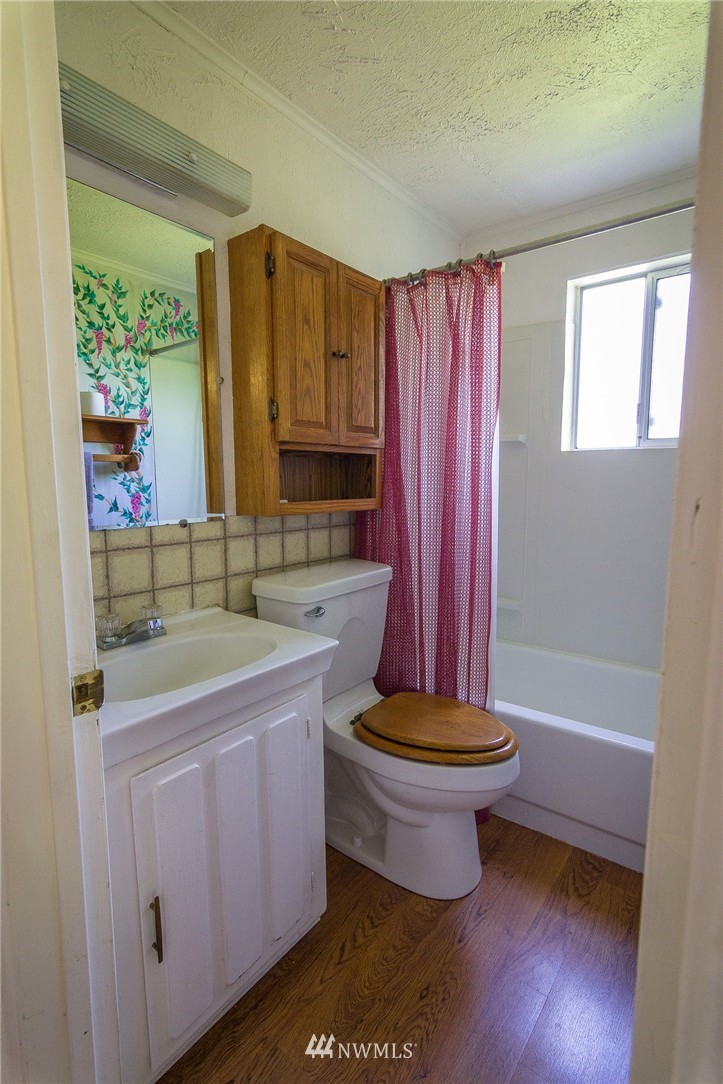 5335 140th Avenue Southwest Rochester, WA 98579 - Photo 17 of 24
