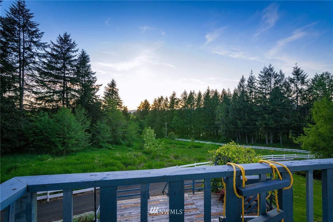 5335 140th Avenue Southwest Rochester, WA 98579 - Photo 8 of 24