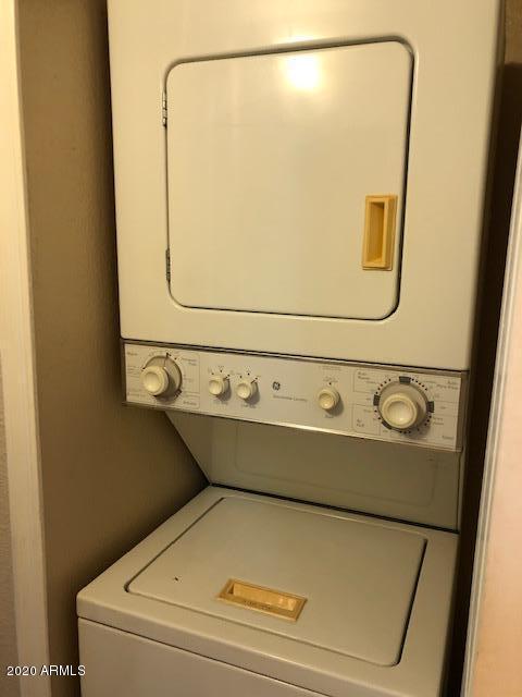 2625 East Indian School Road, Unit 204 Phoenix, AZ 85016 - Photo 20 of 20 Washer&Dryer