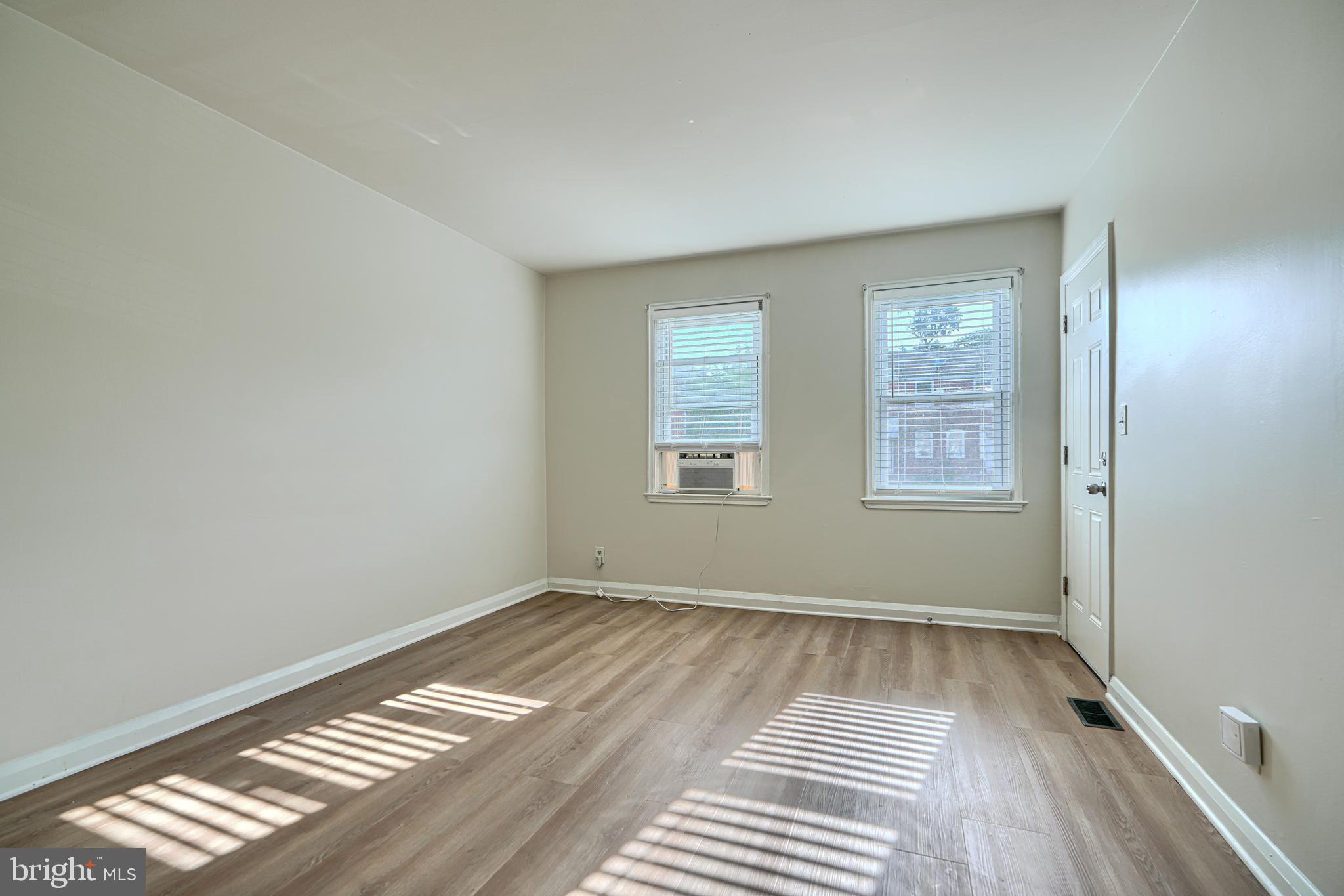 2976 Cornwall Road Dundalk, MD 21222 - Photo 4 of 23