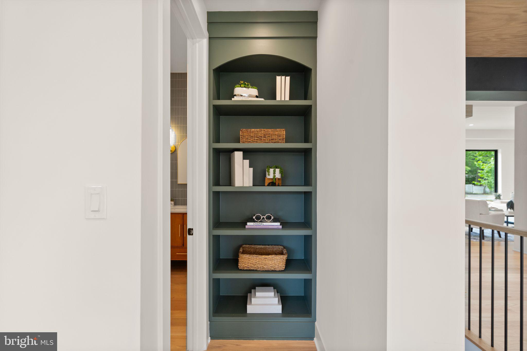132 Kingsley Road Southwest Vienna, VA 22180 - Photo 17 of 63 Gallery Image 17