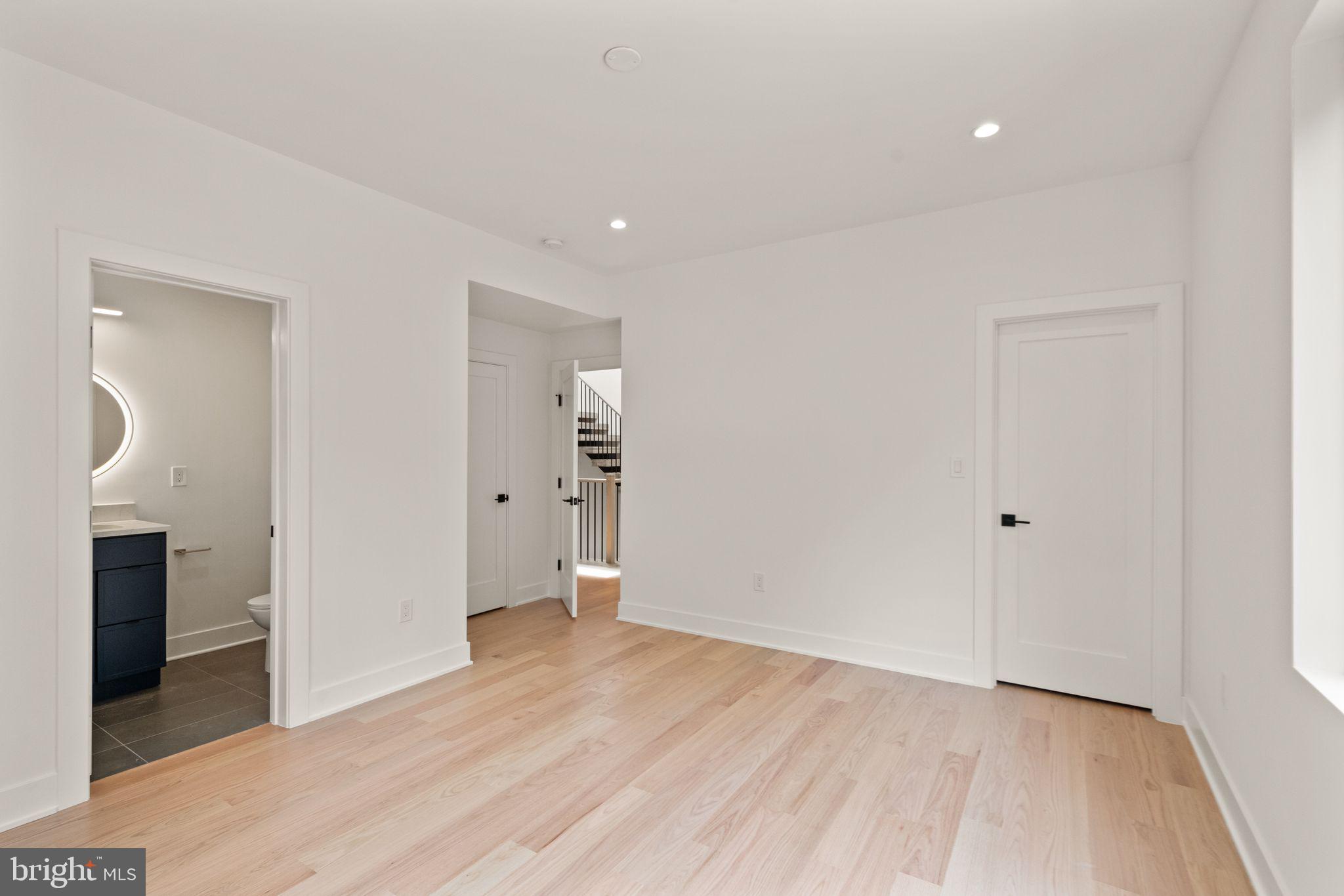 132 Kingsley Road Southwest Vienna, VA 22180 - Photo 31 of 63 Gallery Image 31