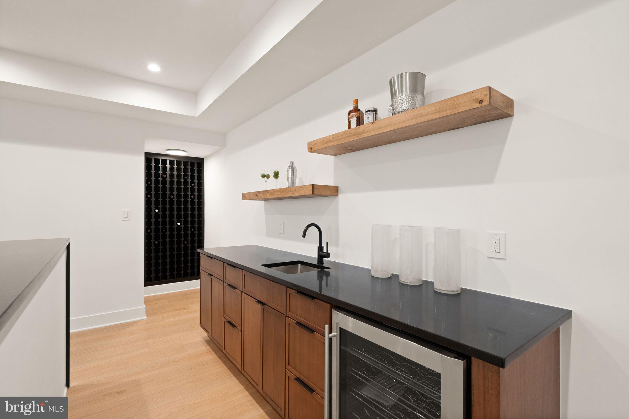 132 Kingsley Road Southwest Vienna, VA 22180 - Photo 49 of 63 Gallery Image 49