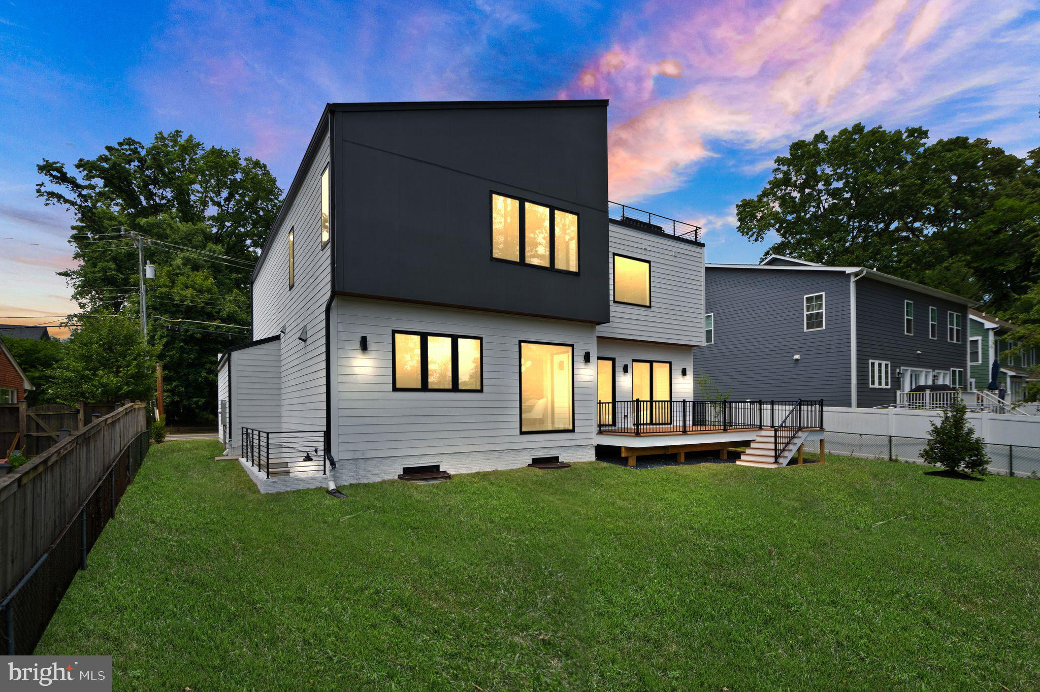 132 Kingsley Road Southwest Vienna, VA 22180 - Photo 58 of 63 Gallery Image 58