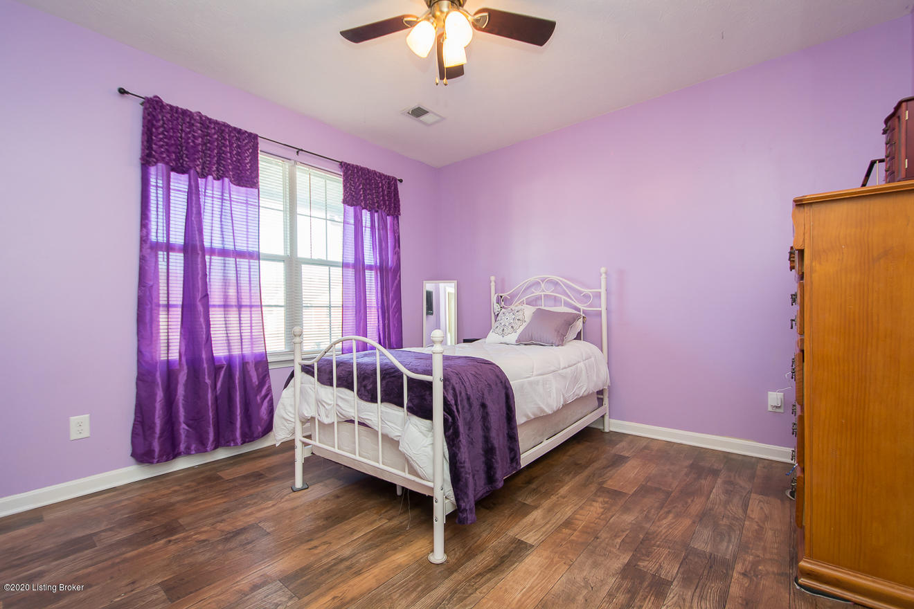 498 Madison Rae Boulevard Shepherdsville, KY 40165 - Photo 22 of 33 Bedroom 2